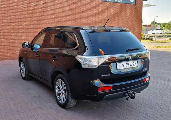 Mitsubishi Outlander cena 46000 przebieg: 394749, rok produkcji 2013 z Radomsko małe 781